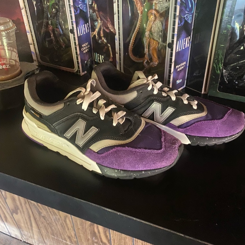 New Balance Purple and Black Sneakers